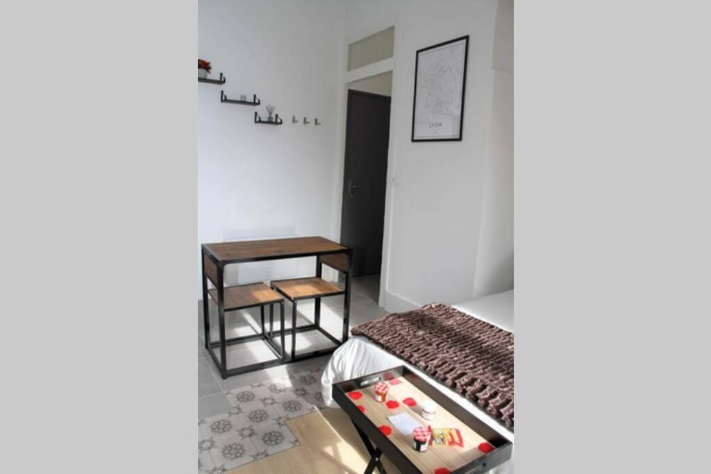 L'Escapade De Lyon, Charpennes, Jacuzzi Et Emplacement Ideal Apartment Villeurbanne Exterior photo